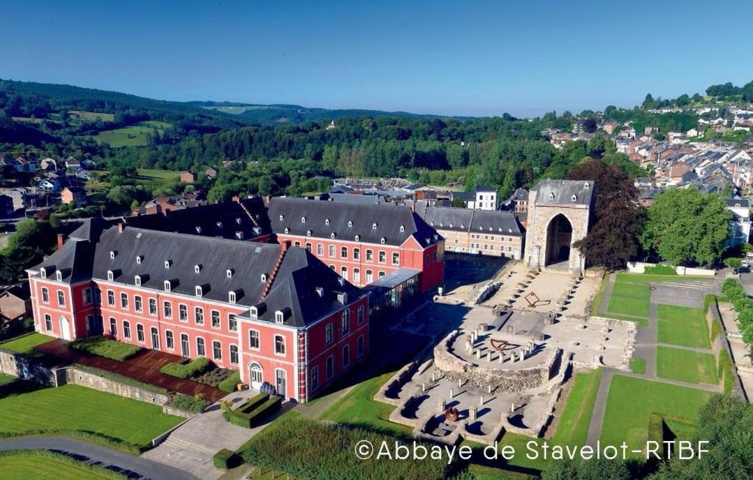 La Pierre Du Diable Panzió Stavelot Kültér fotó